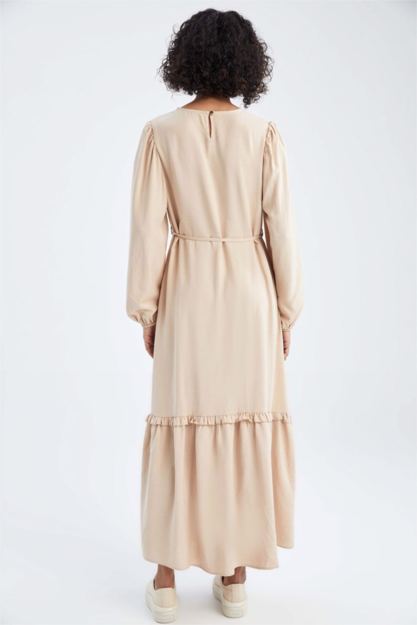 FEMME Beige Robe longue en viscose à manches bouffantes et à encolure ras du cou décontractée