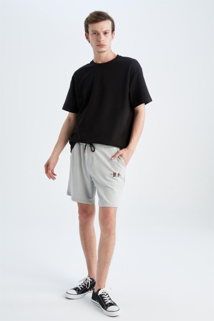 MAN Black Boxy Fit Short Sleeve T-Shirt