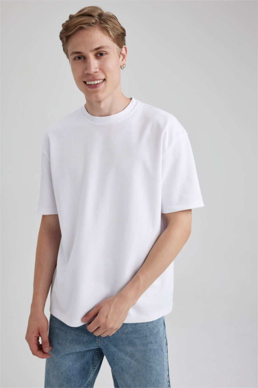 MAN White Oversize Fit Short Sleeve T-Shirt