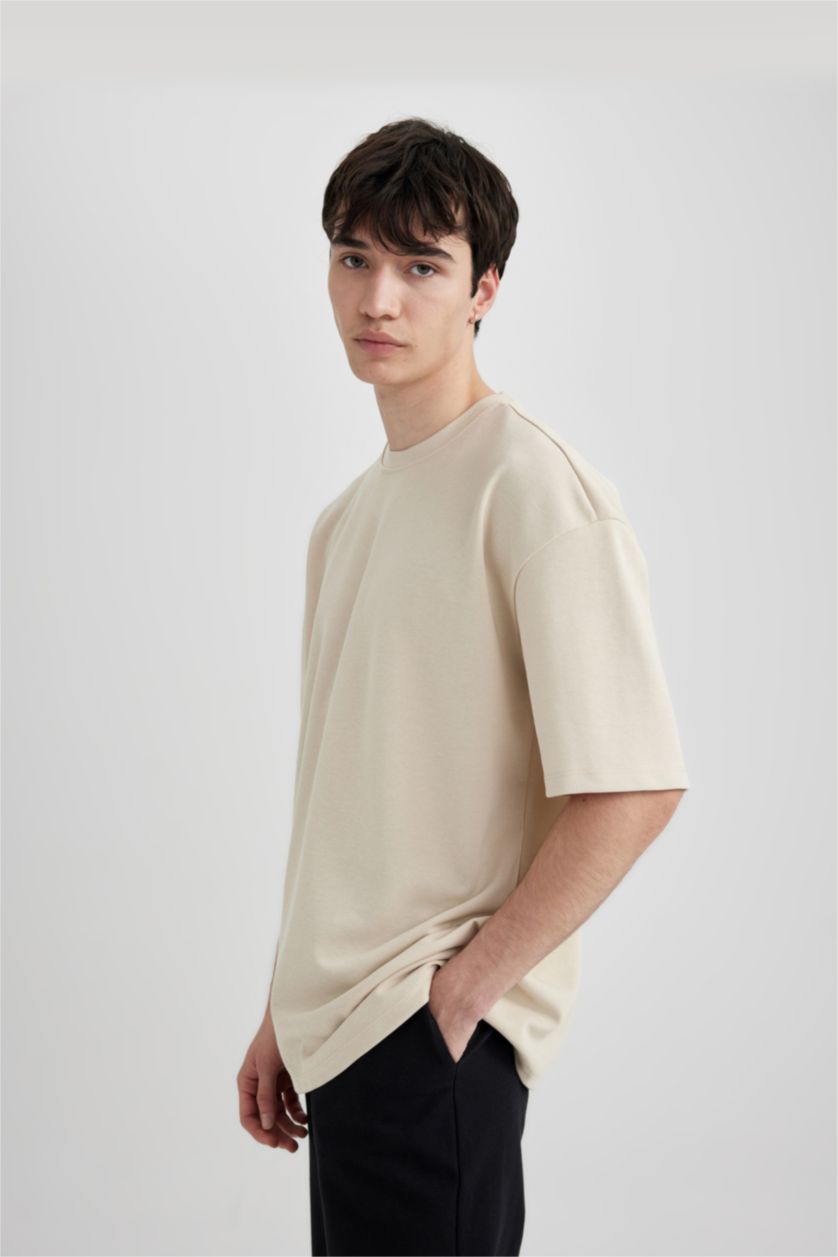 رجالي بيج Oversize Fit Short Sleeve T-Shirt