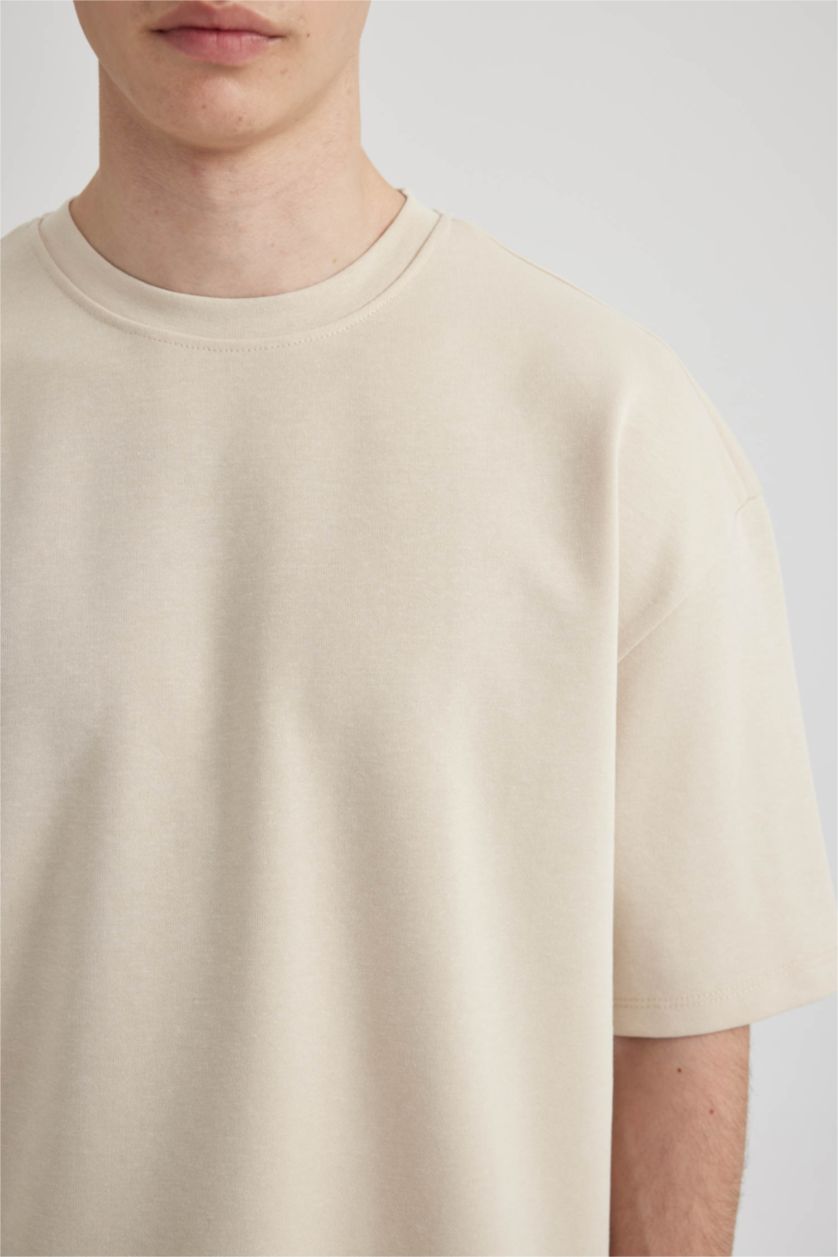 رجالي بيج Oversize Fit Short Sleeve T-Shirt