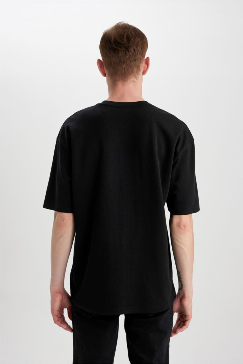 MAN Black Oversize Fit Short Sleeve T-Shirt