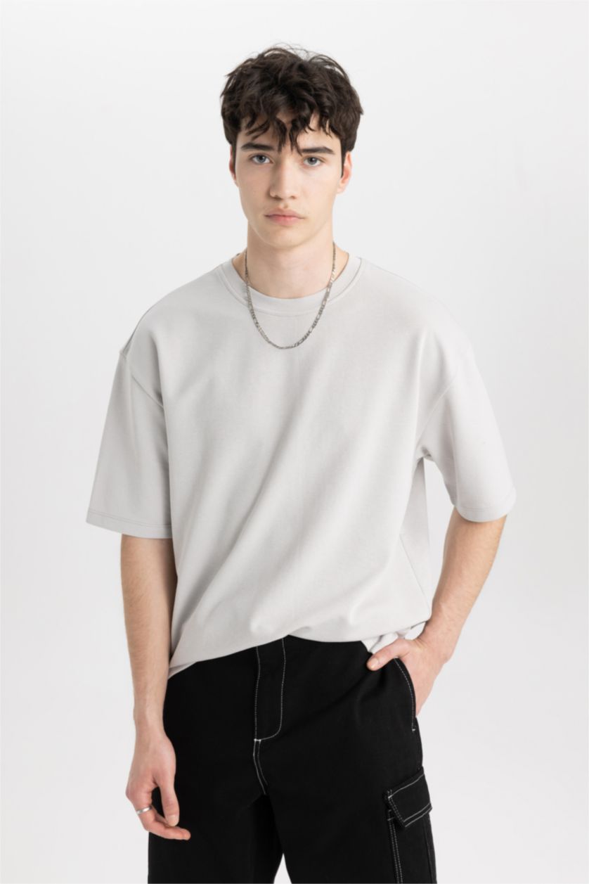 MAN Light Grey Oversize Fit Short Sleeve T-Shirt