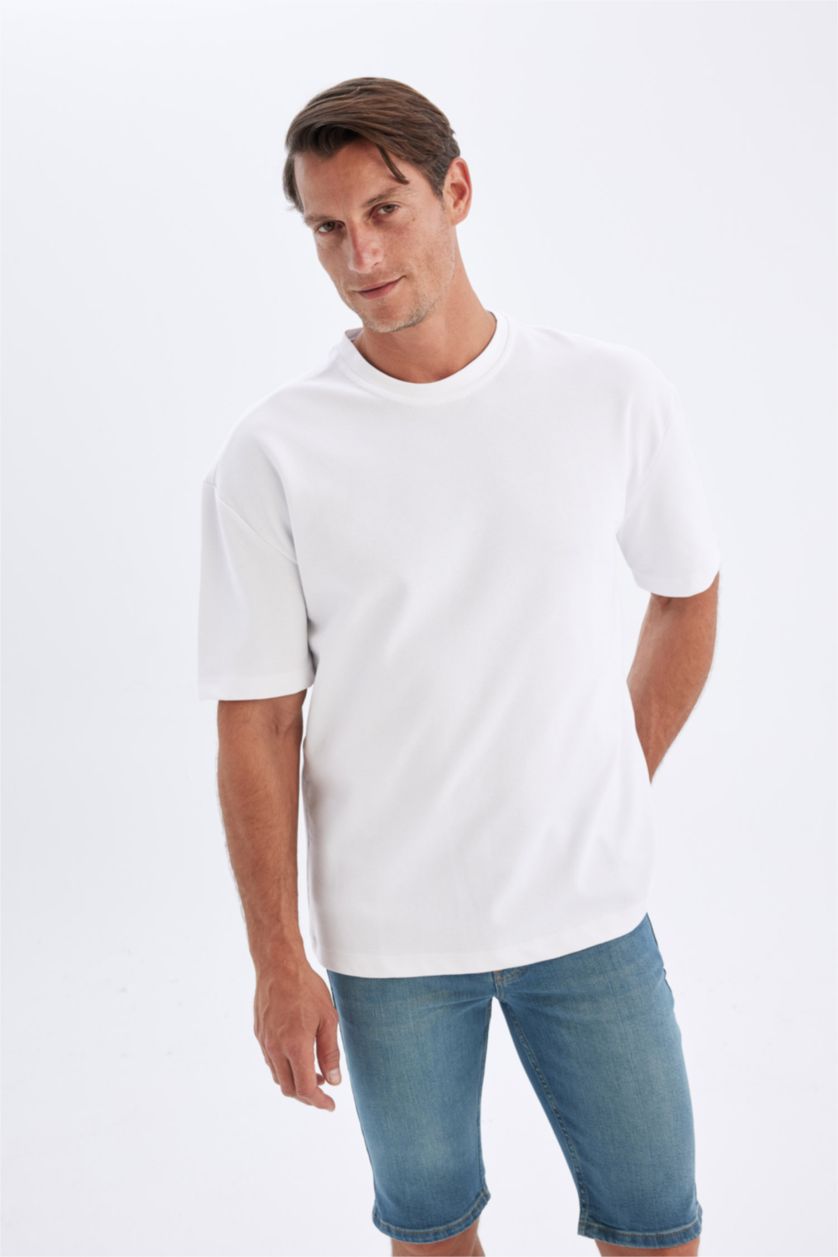 MAN White Oversize Fit Short Sleeve T-Shirt
