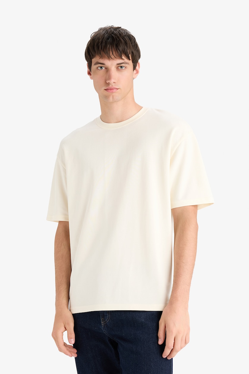 MAN Ecru Oversize Fit Short Sleeve T-Shirt