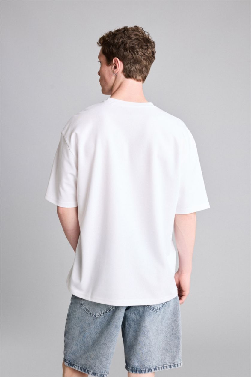 Men White Short Sleeve T-Shirt