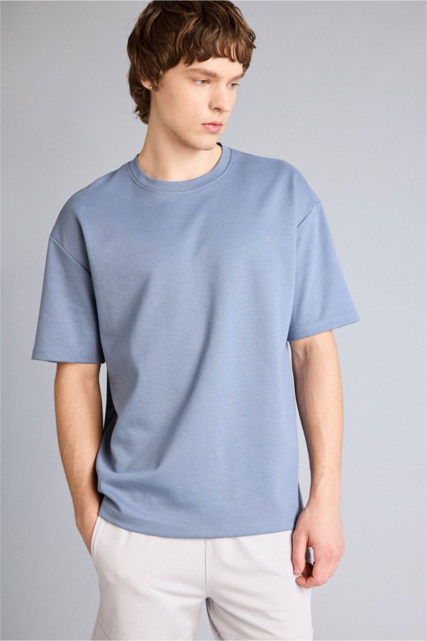 Man Grey تيشيرت اوفر سايزقماش يسمح بمرور الهواء