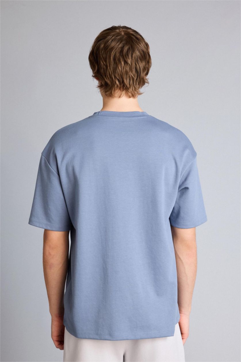 Man Grey تيشيرت اوفر سايزقماش يسمح بمرور الهواء