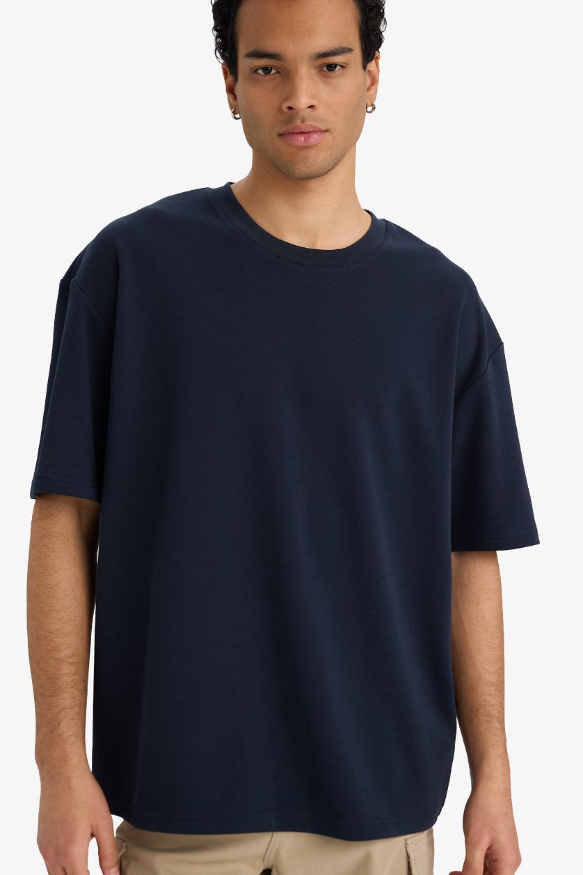 Man NAVY Breathable Oversize T-shirt