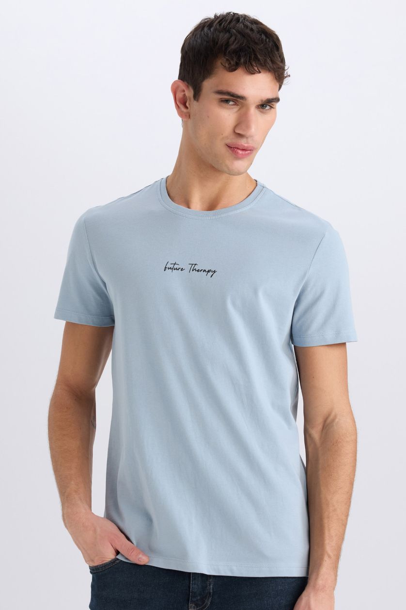 Erkek Açık Mavi %100 Pamuk Slim Fit Dar Kesim Bisiklet Yaka Baskılı Kısa Kollu Tişört