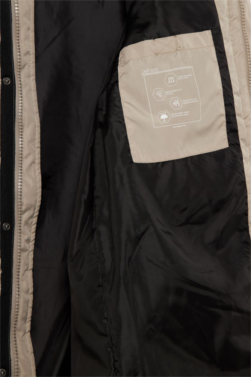 Мужчины Бежевый Coat