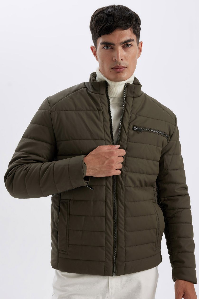 Erkek Haki Su İtici Slim Fit Dar Kesim Dik Yaka Fermuarlı İç Cepli Suni Deri Ceket Mont