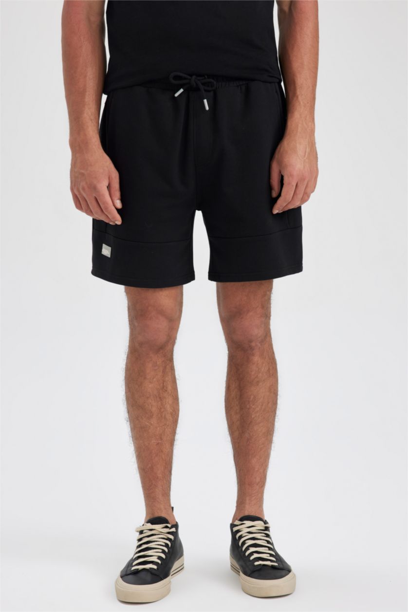 رجال أسود شورت سليم فيت بساق ضيق