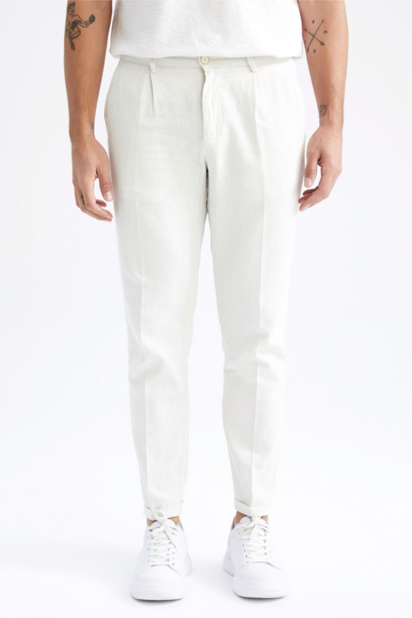 Man White Crop Trousers
