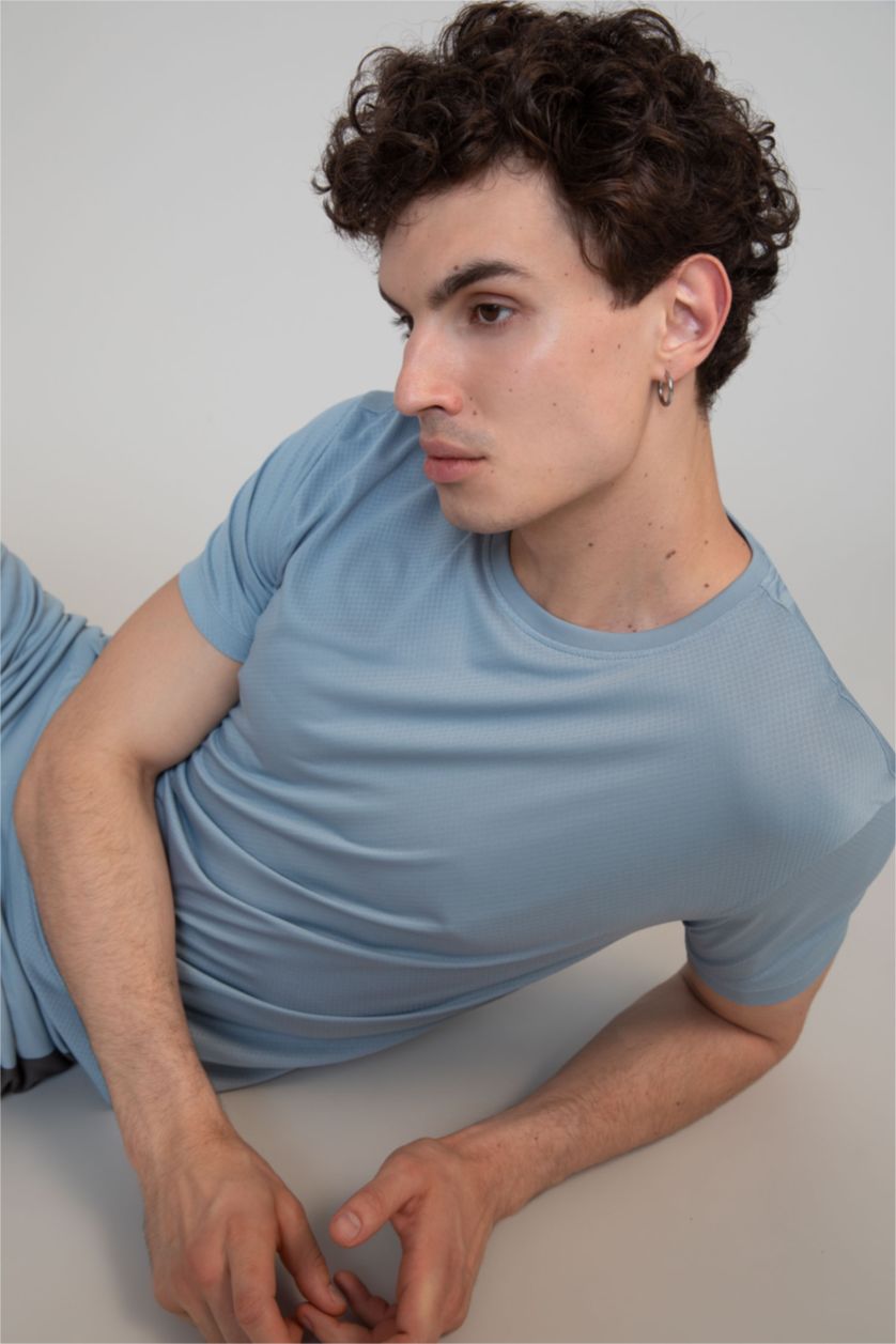 HOMME BLEU Clair T shirt Coupe standard Col rond