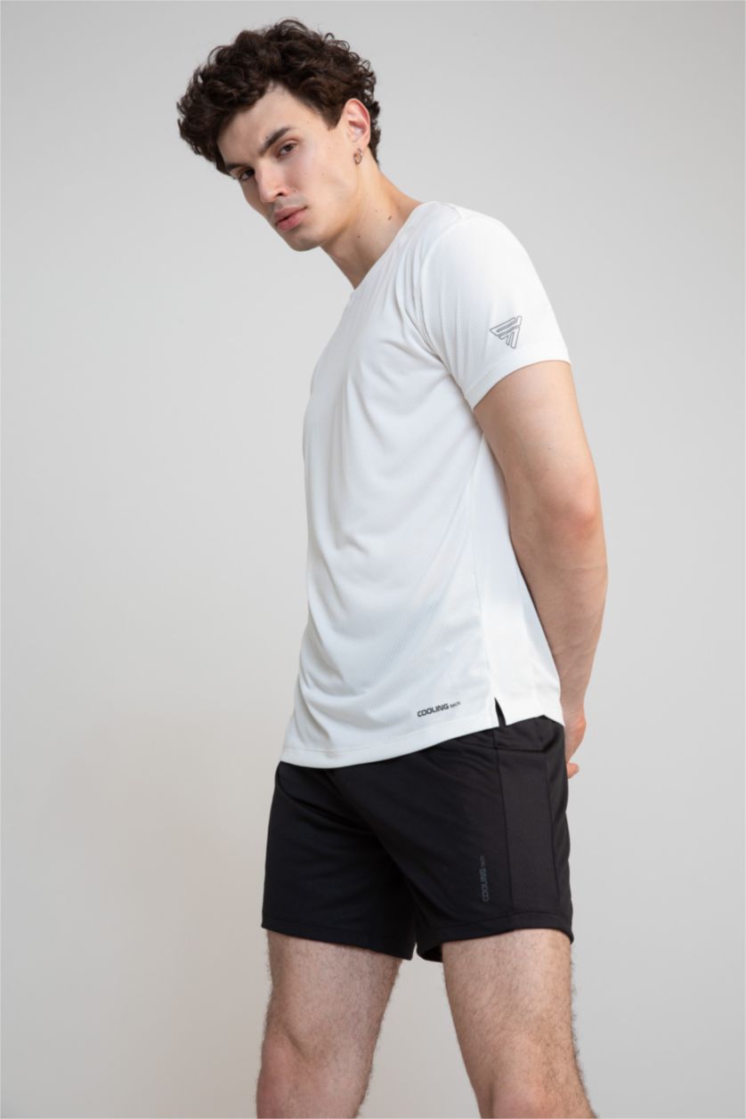 HOMME Noir Short Coupe slim raccourcie
