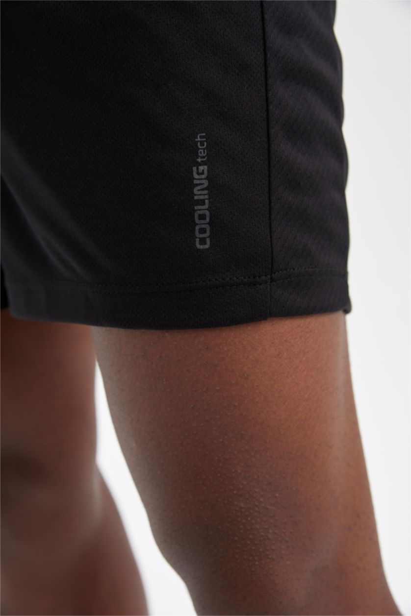 HOMME Noir Short Coupe slim raccourcie