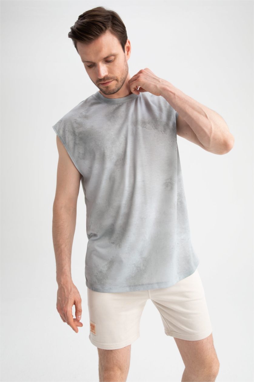 MAN White Oversize Fit Sleeveless Print Vest