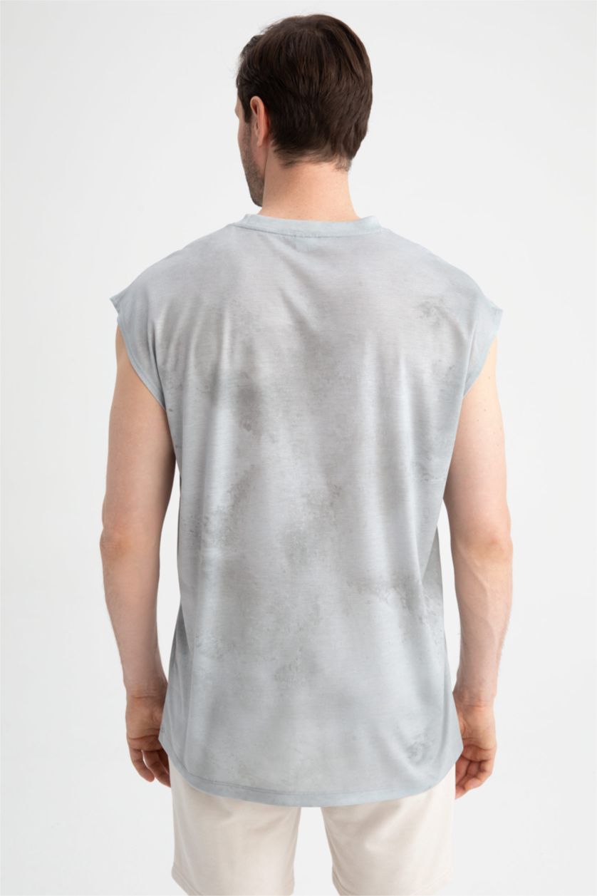 MAN White Oversize Fit Sleeveless Print Vest