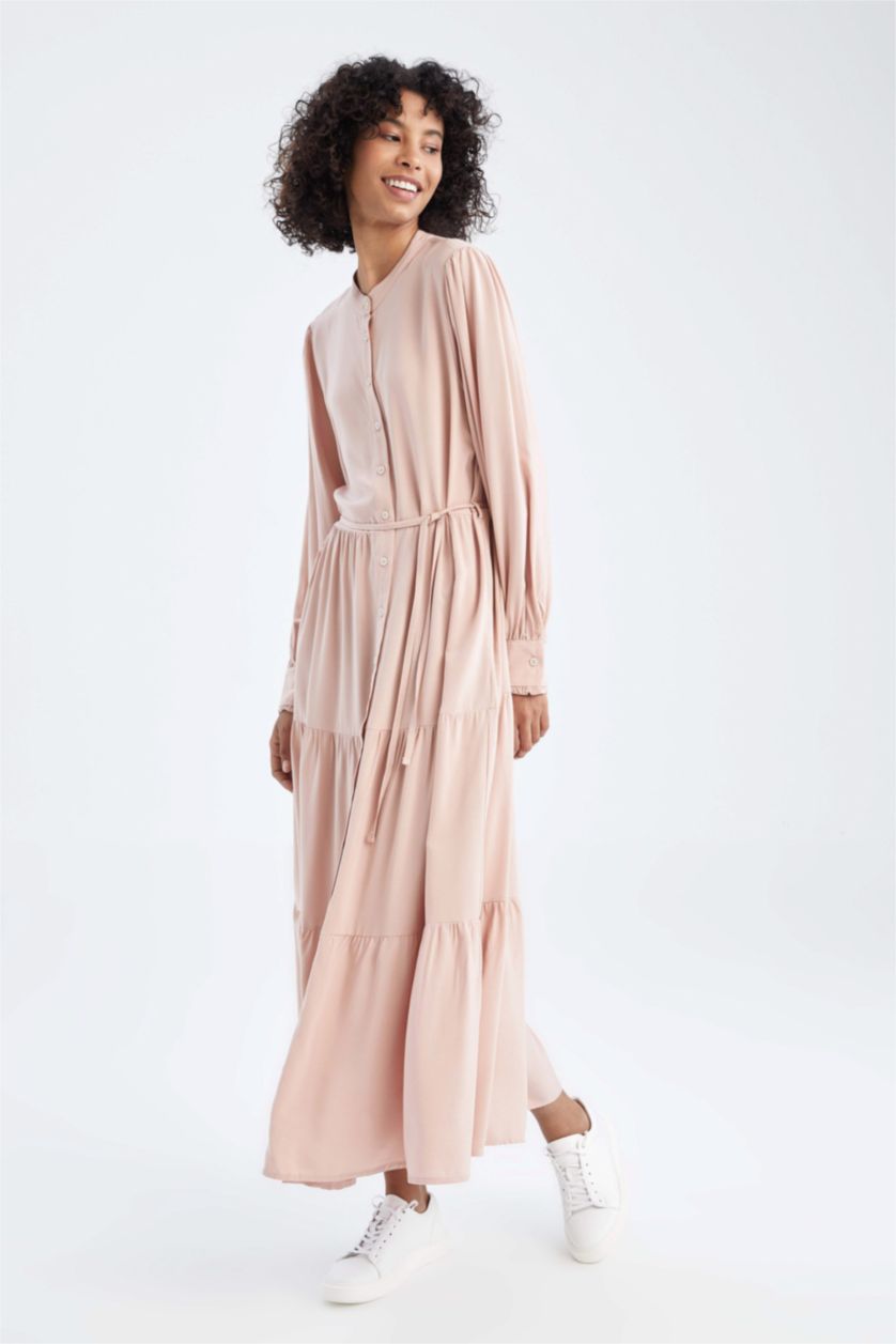 FEMME Bordeaux Robe longue en viscose boutonnée à col rond coupe classique