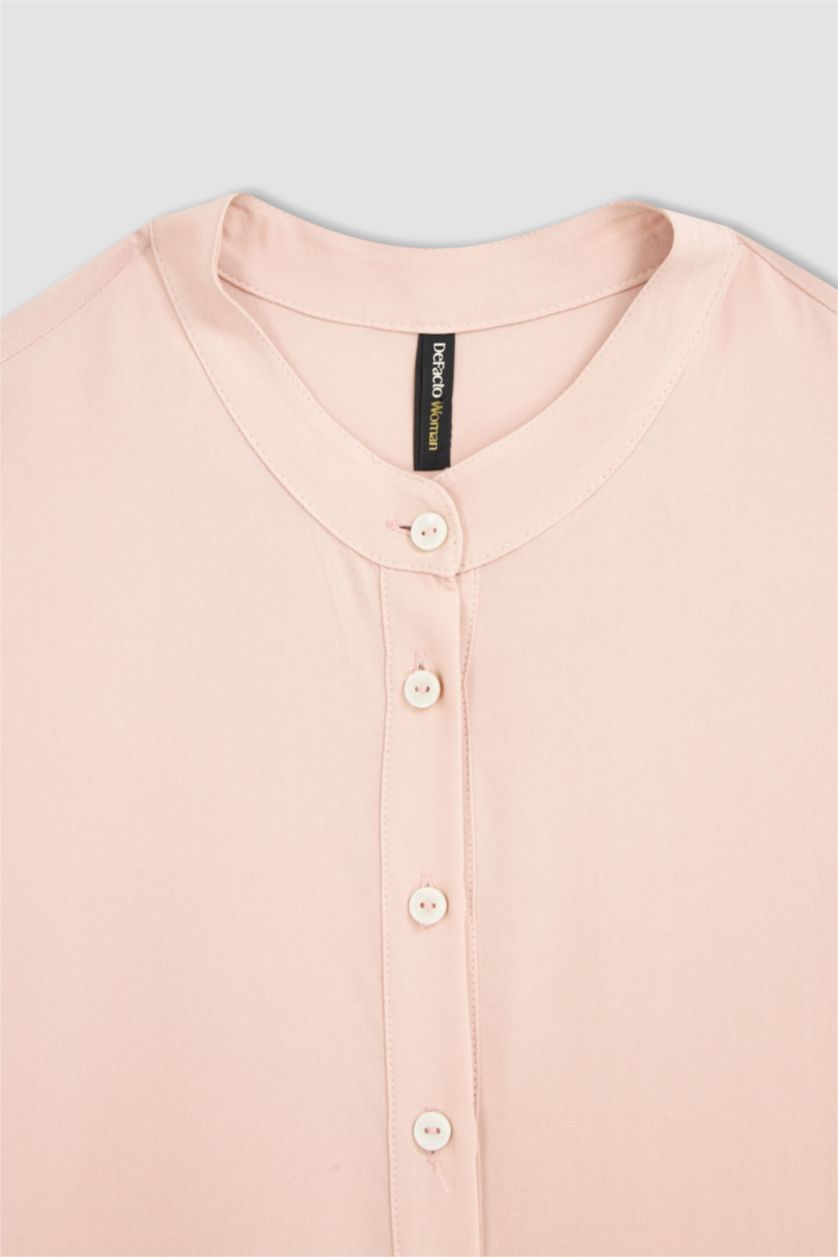 FEMME Bordeaux Robe longue en viscose boutonnée à col rond coupe classique