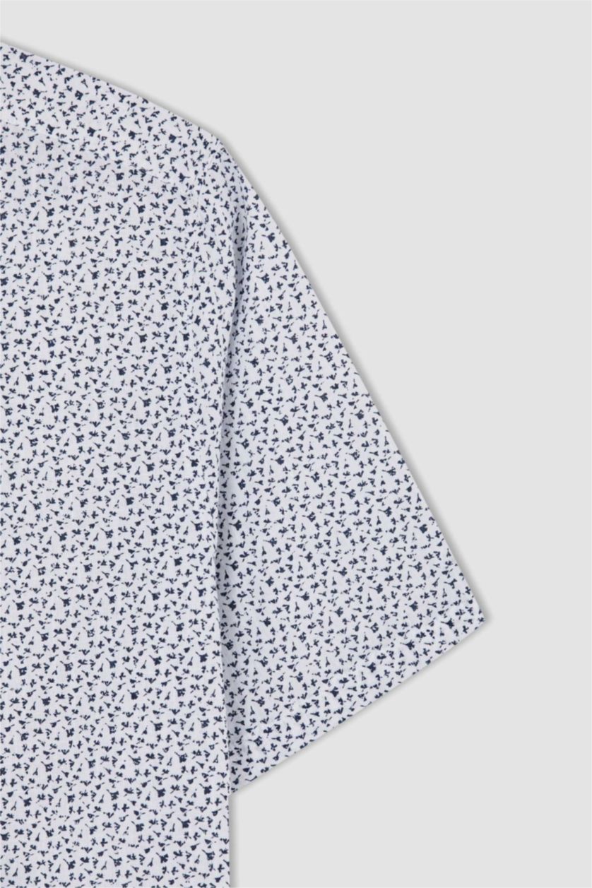 رجالي أبيض قميص بولو بأكمام قصيرة مطبوع