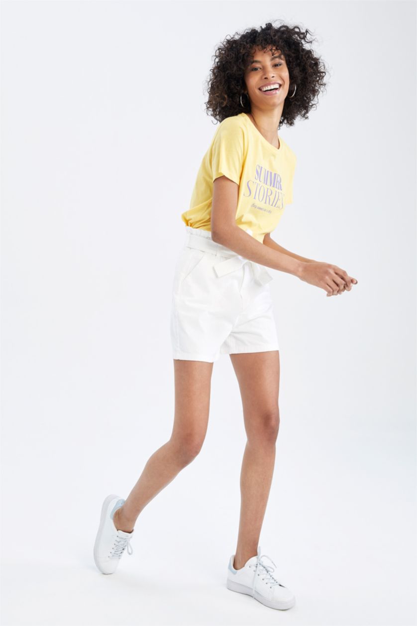 نساء أصفر تي شيرت قطن بياقة مستديرة وقصة عادية