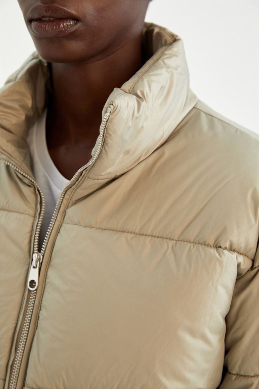 WOMAN Mint Crop Puffer Jacket