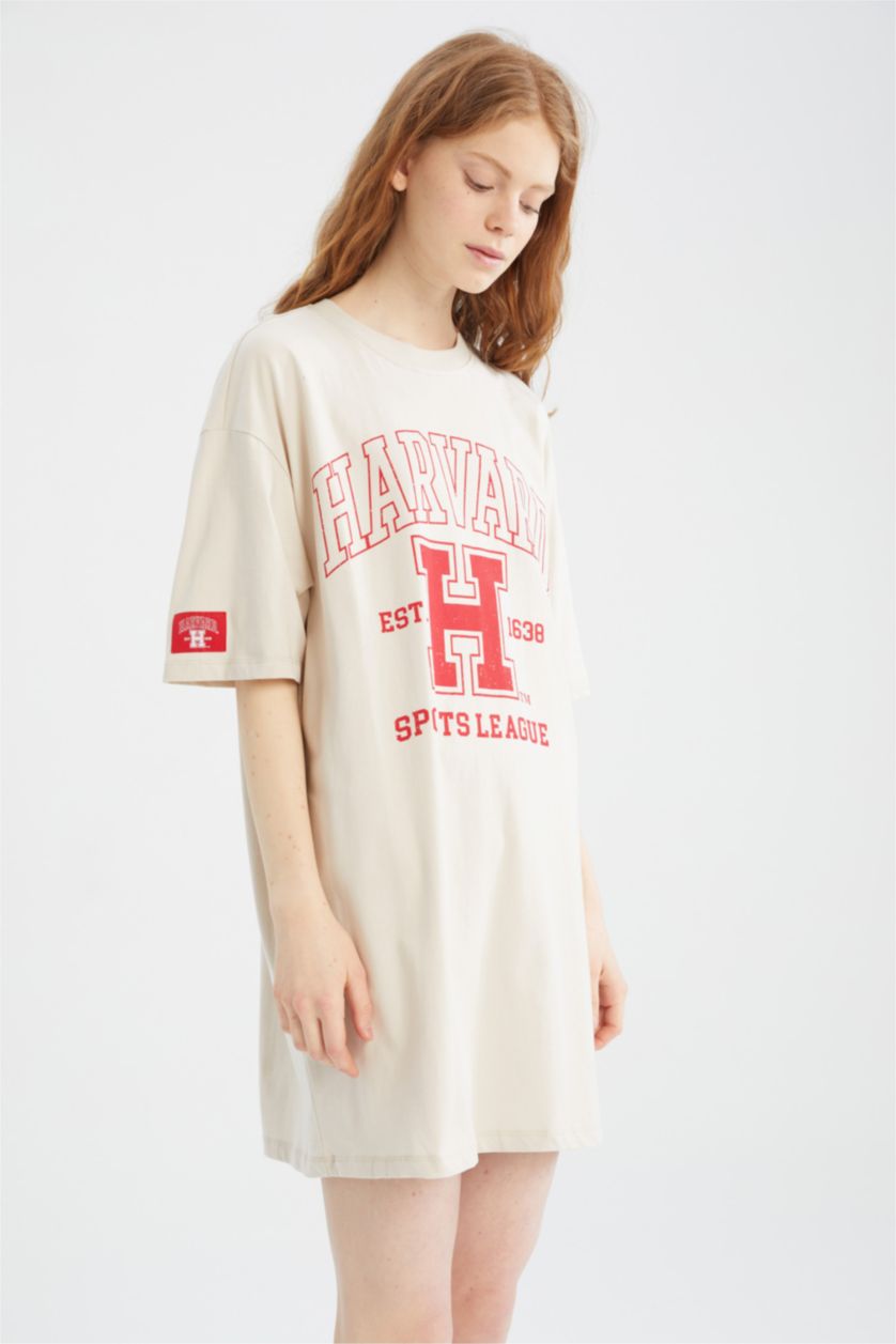FEMME Beige Cool Harvard University T-shirt à col rond et à manches courtes sous licence