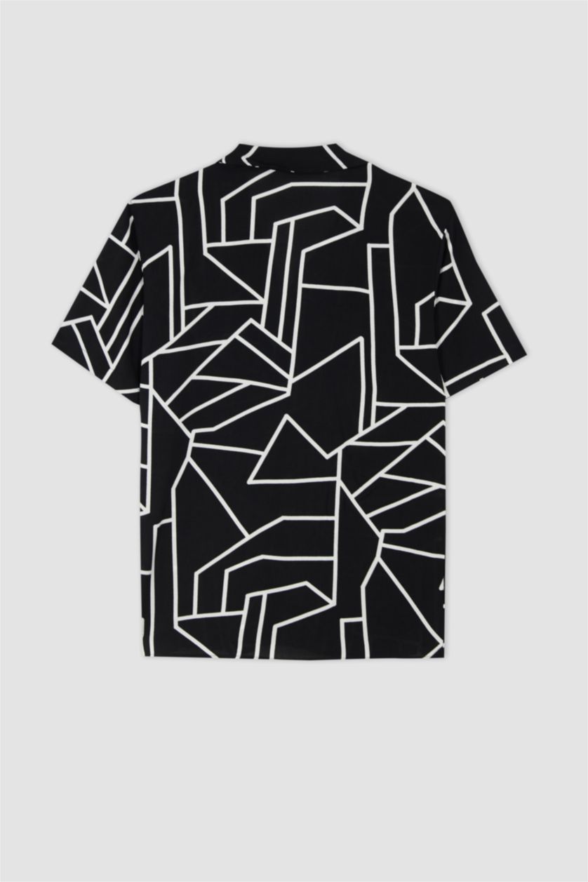 HOMME Noir Chemise à manches courtes en popeline à motif géométrique Cool Oversize Fit