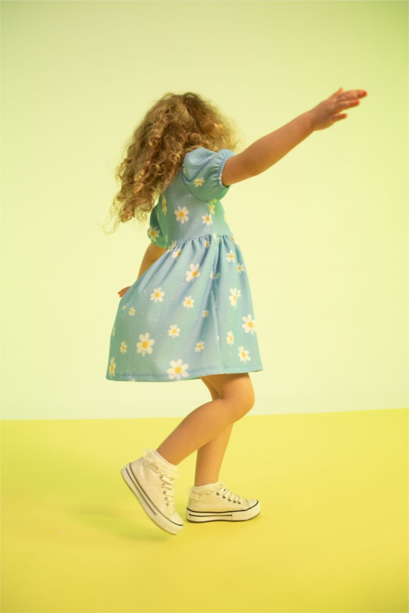 Малыши девочки Светло-синий Платье из трикотажа с цветочным принтом с коротким рукавом для малышей девочек