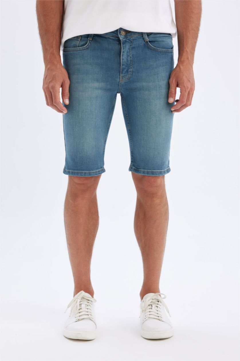 Man Light Green Skinny Fit Denim Shorts