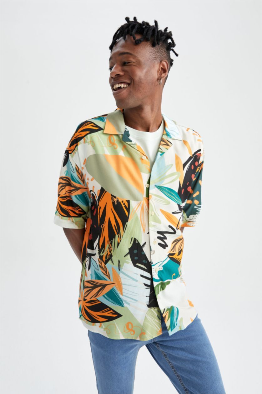 HOMME Orange Chemise à manches courtes en viscose à motifs coupe oversize