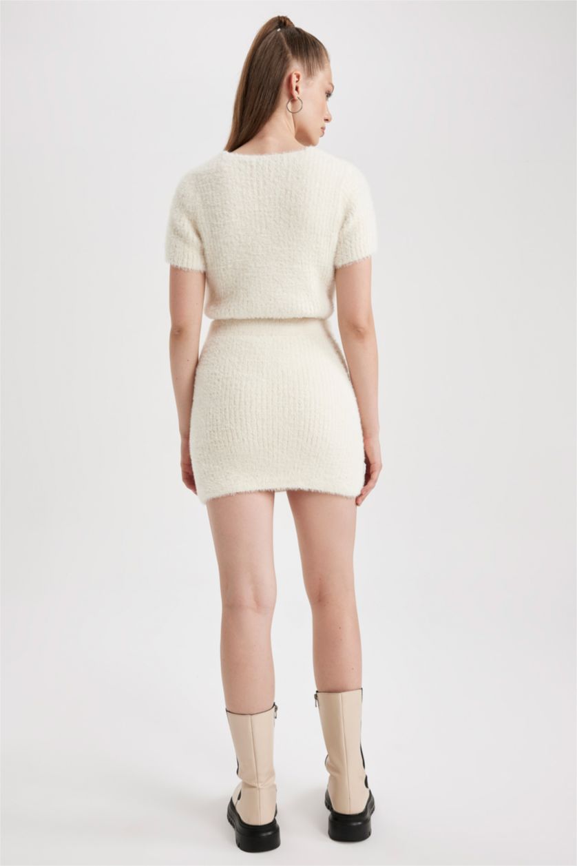 Kadın Ekru Slım Fıt Mini Etek