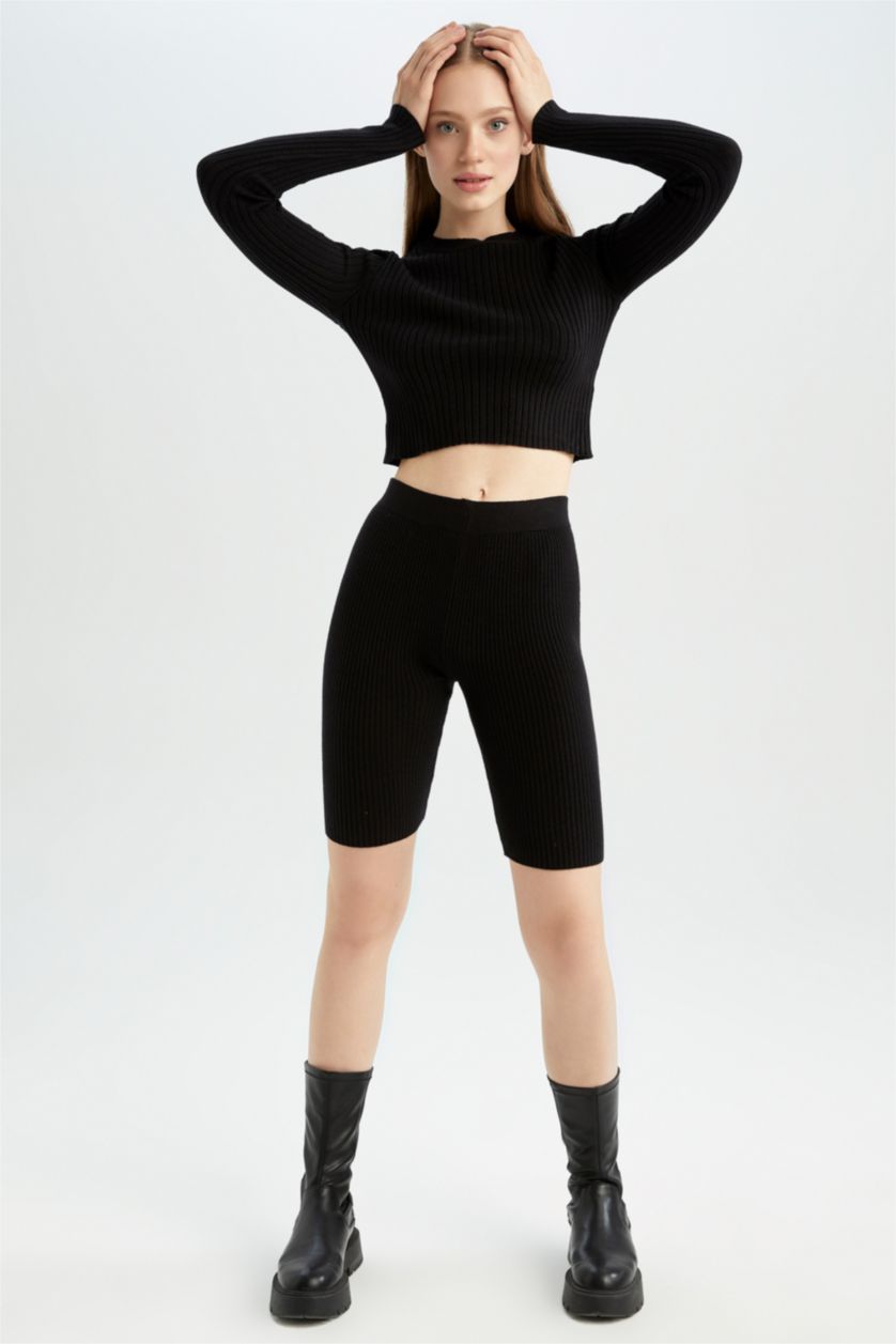 Женщины Черный Шорты