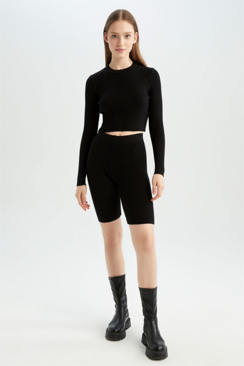 Женщины Черный Шорты