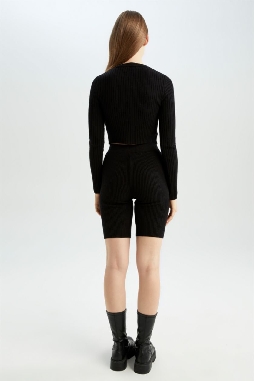 Женщины Черный Шорты