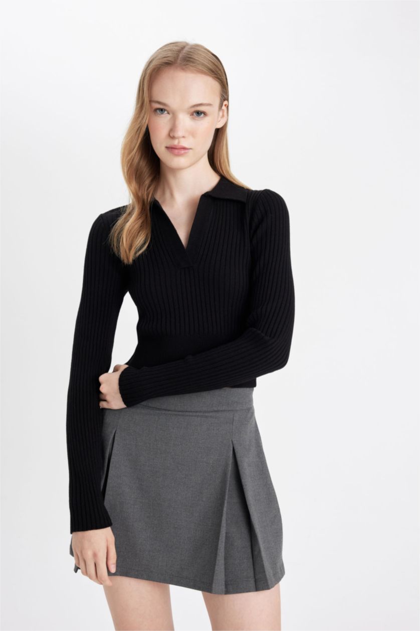 Kadın Siyah Slim Fit Dar Kesim Polo Yaka Crop Triko Kazak