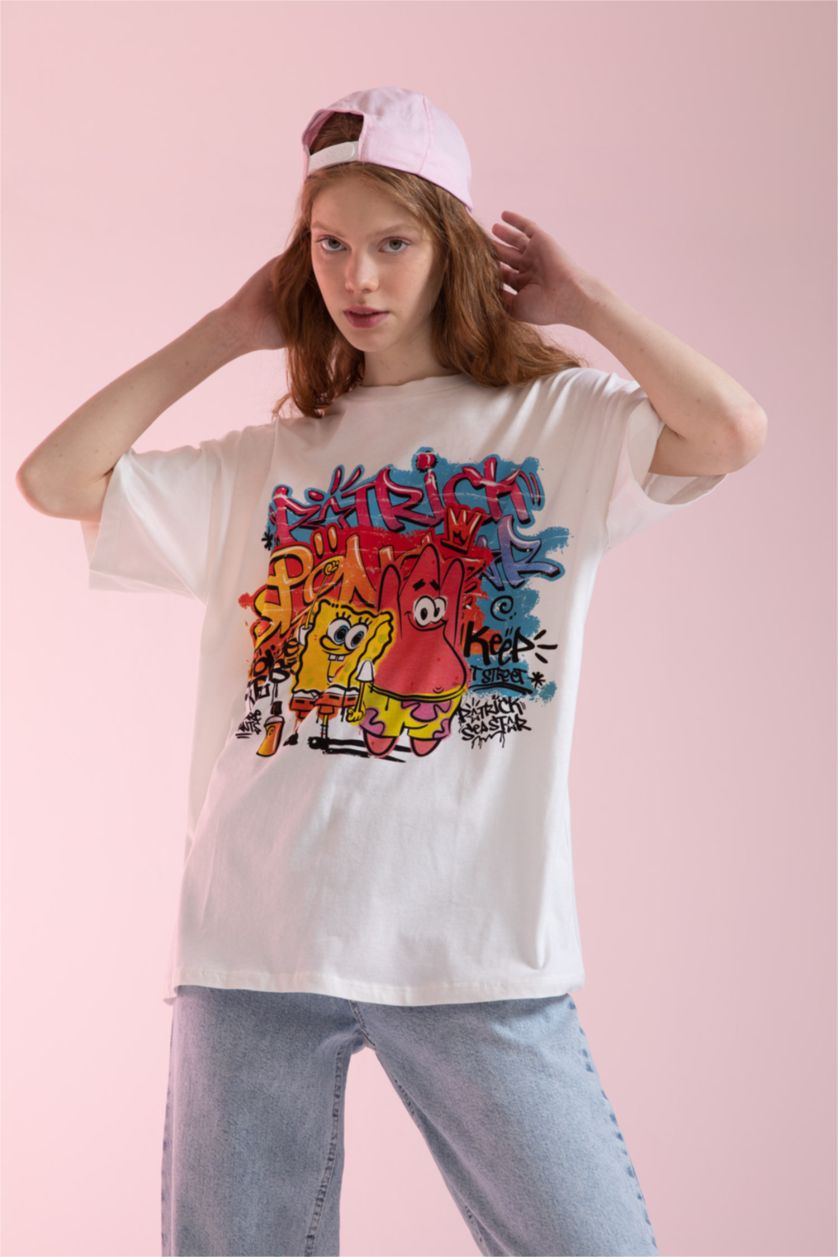 Kadın Kırık Beyaz Oversıze Kısa Kollu Tişört