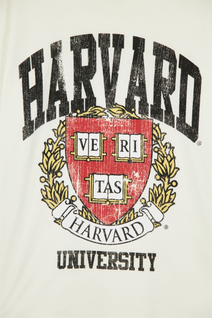 Kadın Kırık Beyaz Oversıze Kısa Kollu Tişört