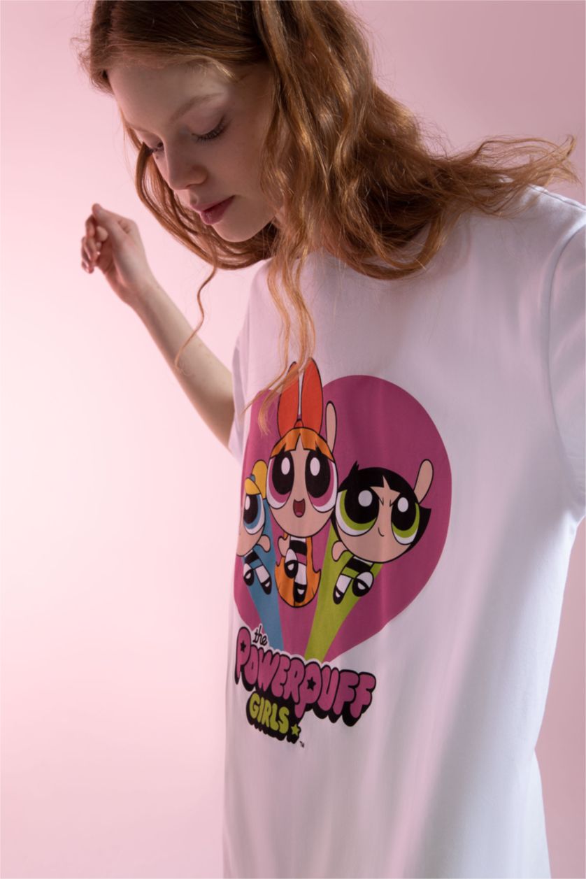 WOMAN White Oversize Fit Short Sleeve T-Shirt