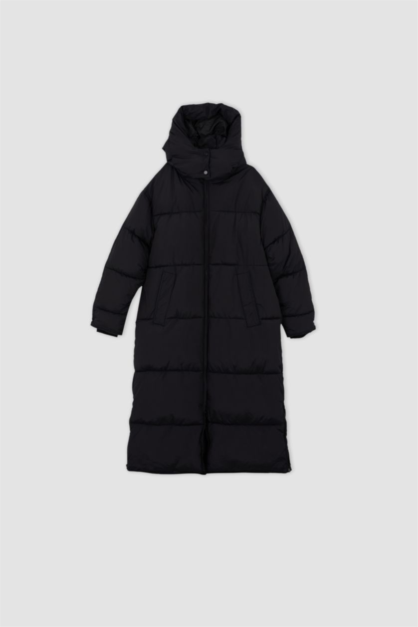 WOMAN Black Thermal Waterproof Hooded Puffer Jacket