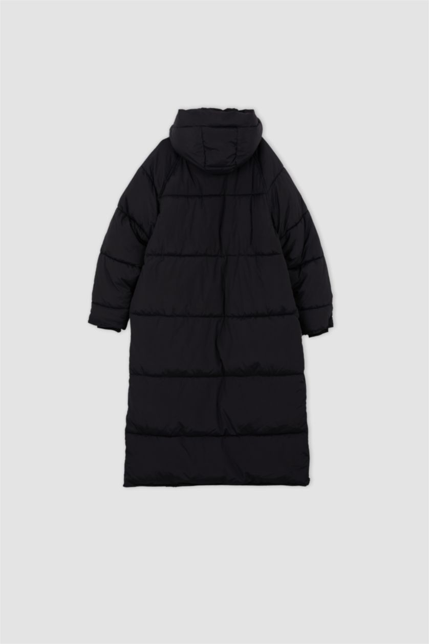 WOMAN Black Thermal Waterproof Hooded Puffer Jacket