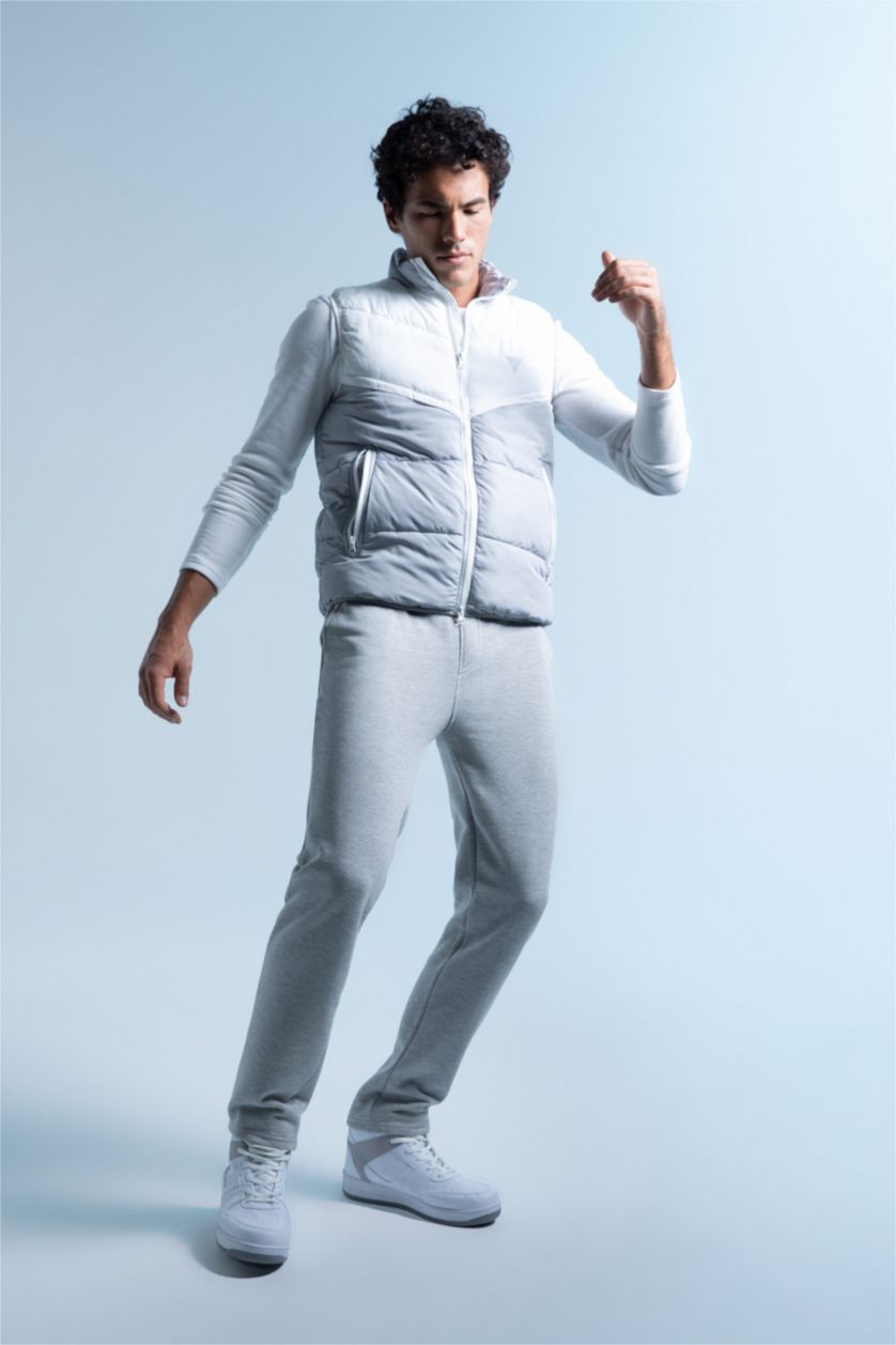 رجالي أبيض فيست سليم فيت  بطانة صناعية