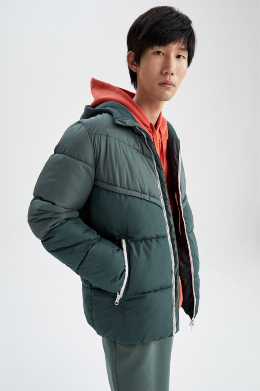 Erkek Koyu Yeşil DeFactoFit Regular Fit Mont