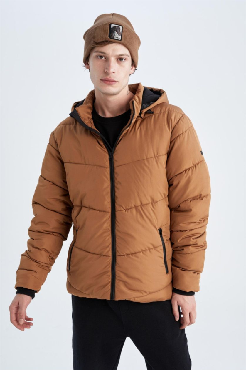 Erkek Camel Rüzgar Geçirmez Su itici DeFactoFit Kapüşonlu İçi Polarlı Şişme Mont