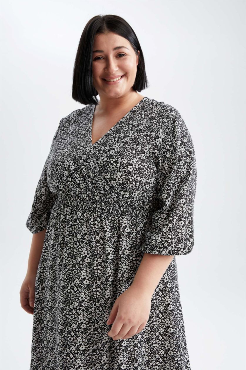 Kadın Siyah Midi Elbise