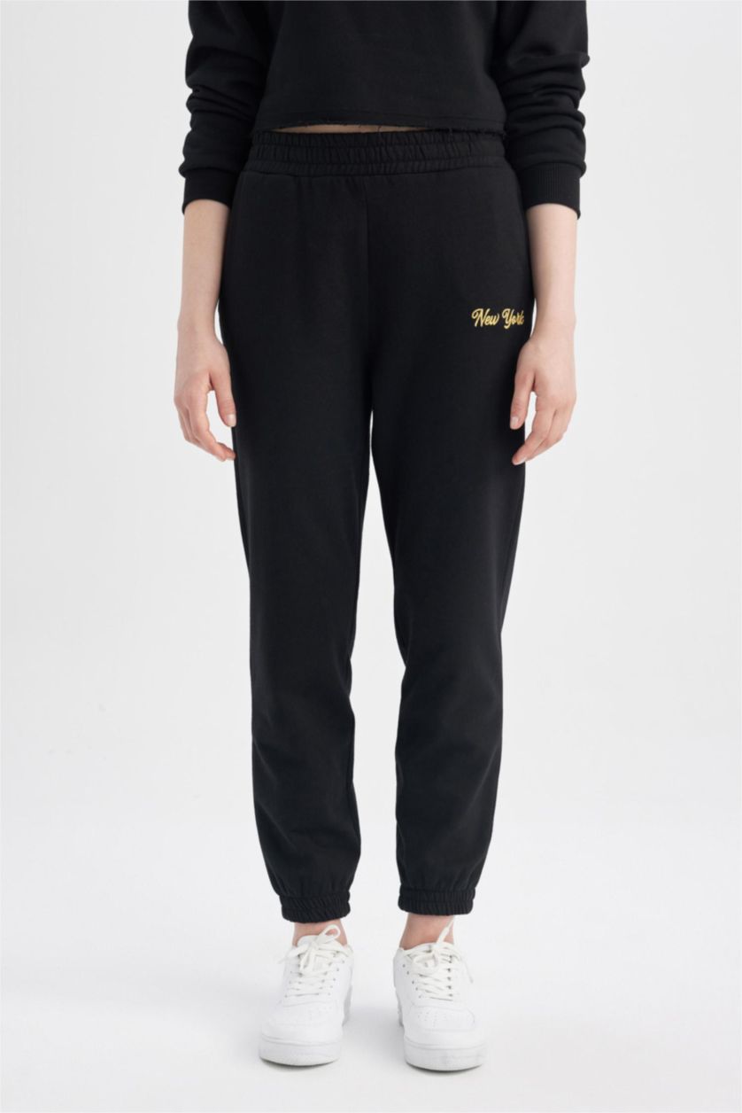 حريمي أسود بنطلون جوجر فيت