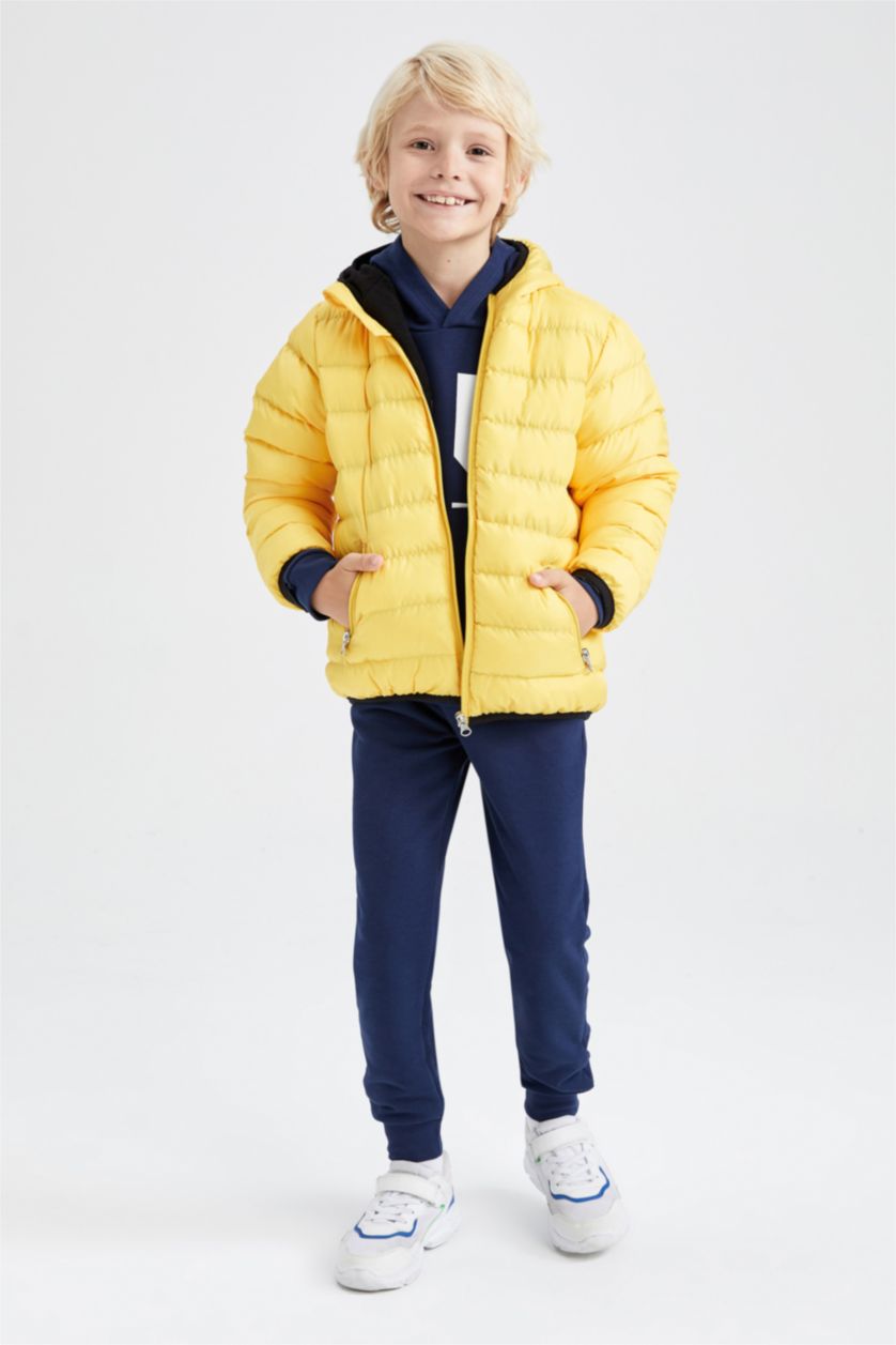 Erkek Çocuk - Genç Erkek Sarı Erkek Çocuk Polar Astarlı Kapüşonlu Şişme Mont