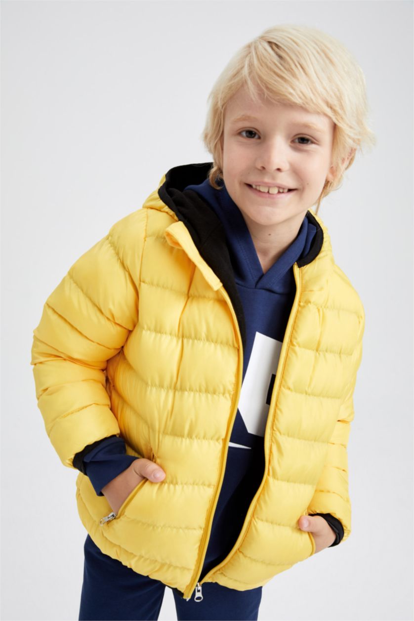 Erkek Çocuk - Genç Erkek Sarı Erkek Çocuk Polar Astarlı Kapüşonlu Şişme Mont